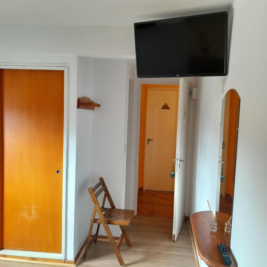 Hosteria Nuevo Pinar سان كارلوس دي باريلوتشي المظهر الخارجي الصورة