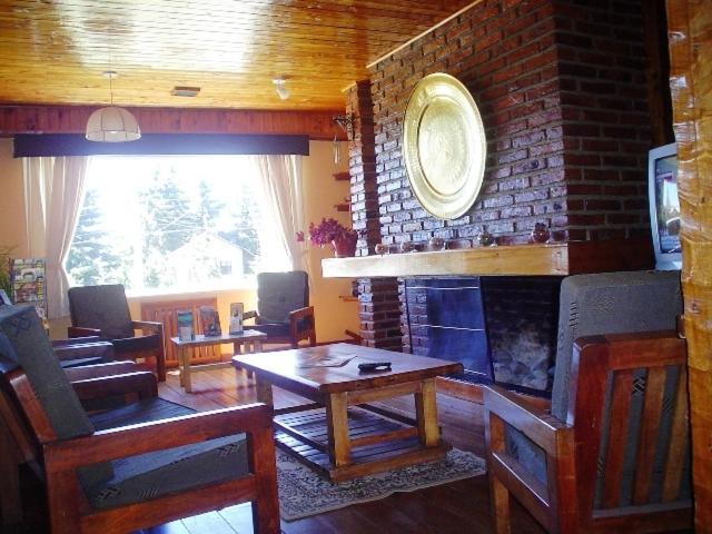 Hosteria Nuevo Pinar سان كارلوس دي باريلوتشي المظهر الخارجي الصورة