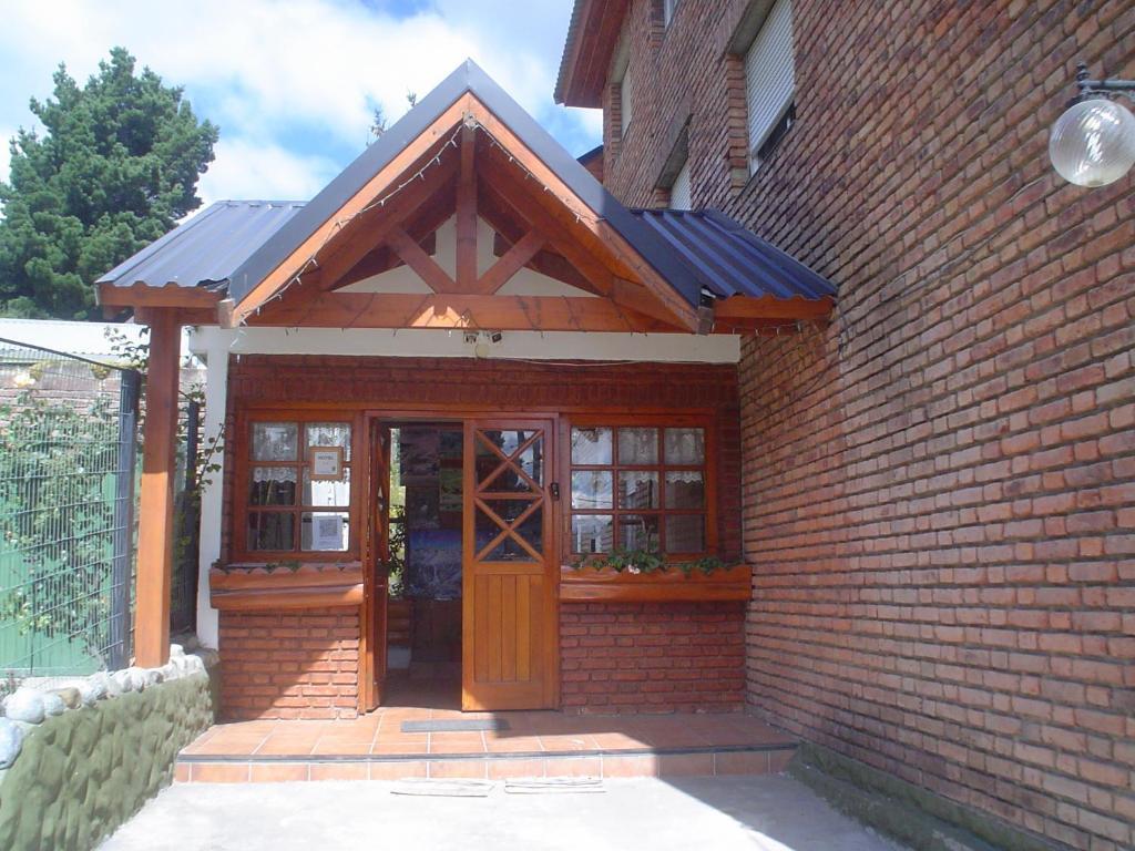Hosteria Nuevo Pinar سان كارلوس دي باريلوتشي المظهر الخارجي الصورة